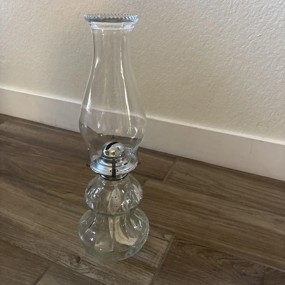 Vntage Hurricane Oil Lamp-Lamplight Farms w/o Wick-Clear Glass Top & Bottom 16